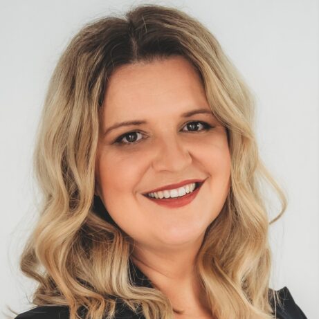 Jana Karabinoš Fignarová členka Beelong komunity